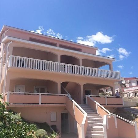 Apartments Bolont Паг Екстериор снимка